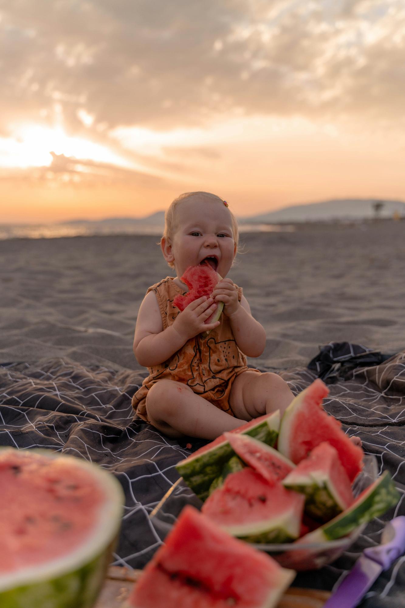 Sunscreen Application Proper sunscreen application technique for babies in Canada