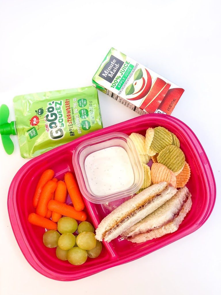 Fun and appealing lunch ideas for picky eaters Creative school lunch for picky eaters with colorful, fun-shaped foods in lunchbox